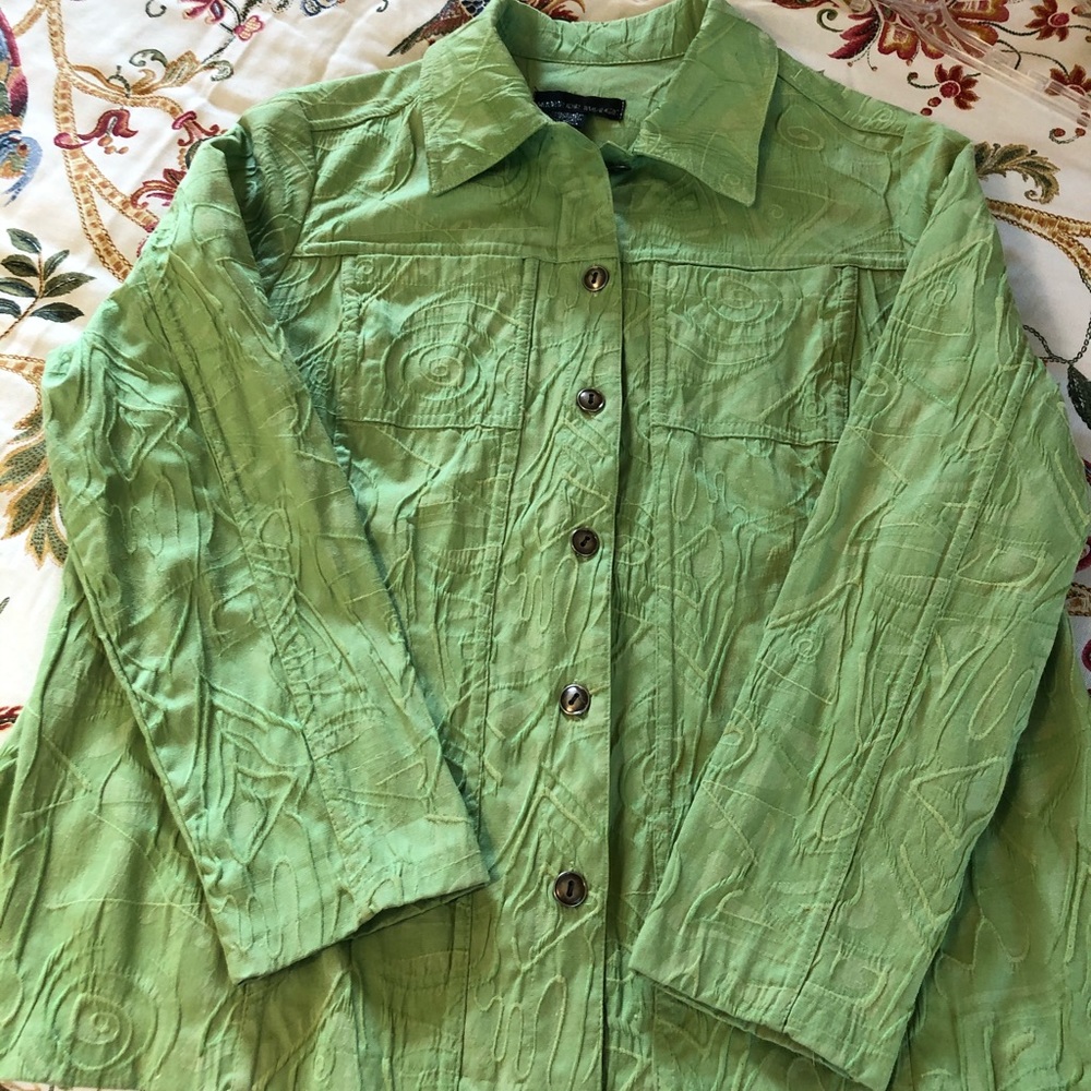 Beautiful bright green jacket 2X